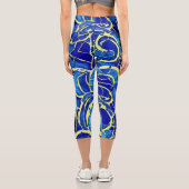 Abstrakt-blaues Mosiakmuster Capri Leggings (Rückseite)