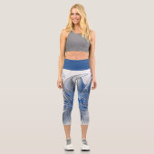 Abstrakt Blue Gray Fraktal Art Blume Capri Leggings (Vorderseite)