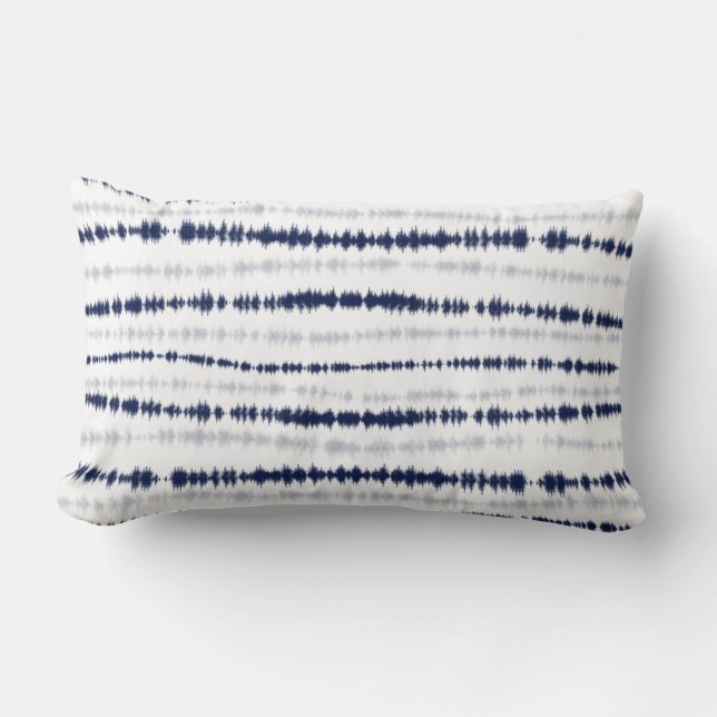 Abstrakt Blue Shibori Horizontal Lines Lendenkissen (Vorderseite)