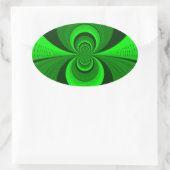 Abstrakt Bright Green Groovy Kaleidoscope Muster Ovaler Aufkleber (Tasche)
