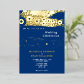 Abstrakt Circle Pattern Navy Blue Wedding Gold Folieneinladung (Stehend vorne)