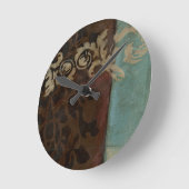 Abstrakt Damask Tapestry von Jennifer Goldberger Runde Wanduhr (Winkel)