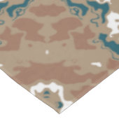 Abstrakt Earth Camouflage Brown Tischdecke (Schrägansicht)