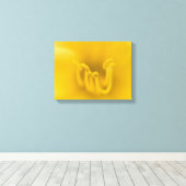 Abstrakt-Gelbe Hibiskus-Blume Leinwanddruck (Insitu (Holzboden))