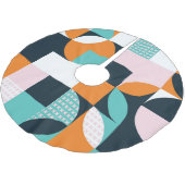 Abstrakt Geometrisch: Farbiger 3D-Effekt. Polyester Weihnachtsbaumdecke (Schrägansicht)