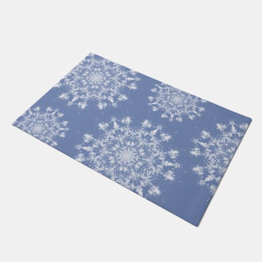 Abstrakt Lacy Fraktal Snowflake auf blauem Hinterg Fußmatte (Schrägansicht)