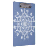 Abstrakt Lacy Fraktal Snowflake auf blauem Hinterg Klemmbrett (Rechts)