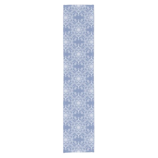 Abstrakt Lacy Fraktal Snowflake Pattern auf Blue Kurzer Tischläufer (Vorderseite)