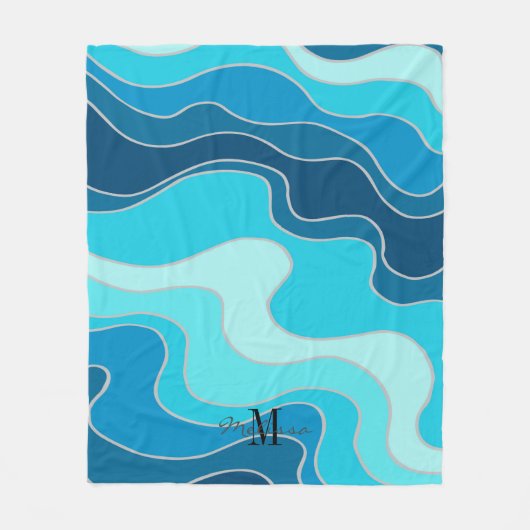 Abstrakt Ocean Blue Waves Monogram Beach Fleecedecke (Vorderseite)