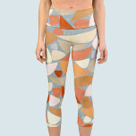 Abstrakt Orange Capri Leggings<br><div class="desc">Abstrakte moderne geometrische Kunst in Rosa,  Teracotta Orange und Enteneiblau. Bio Formen sind über die Oberfläche dieses strukturierten Gemäldes verteilt. Originelle Kunst von Nic Squirrell.</div>