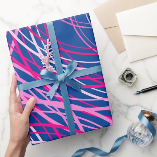 Abstrakt rosa Linien blau Geschenkpapier (Schenken)