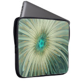 Abstrakt Sage Green Fantasy Blume Fraktal Kunst Laptopschutzhülle (Vorne Rechts)