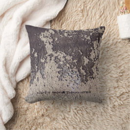 Abstrakt, schwarz und weiß (geknackte Wand) Kissen