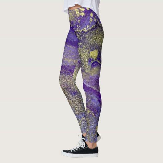 Abstrakte alkoholfreie Tinte Art Rich Purple mit G Leggings (Links)