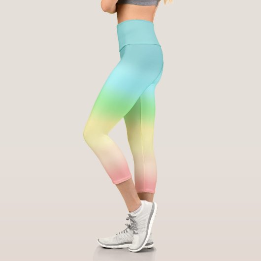 Abstrakte aquamarin-gelbe Rosa Pastellfarben Capri Leggings (Links)