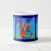 Abstrakte Art Junk Boote gegen Deep Blue Sky Jumbo-Tasse (Vorderseite)