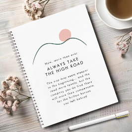 Abstrakte Berge und Sonne nehmen die Hohe Straße Notizblock