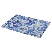 Abstrakte Blätter in Blau und Weiß Schneidebrett (Ecke)