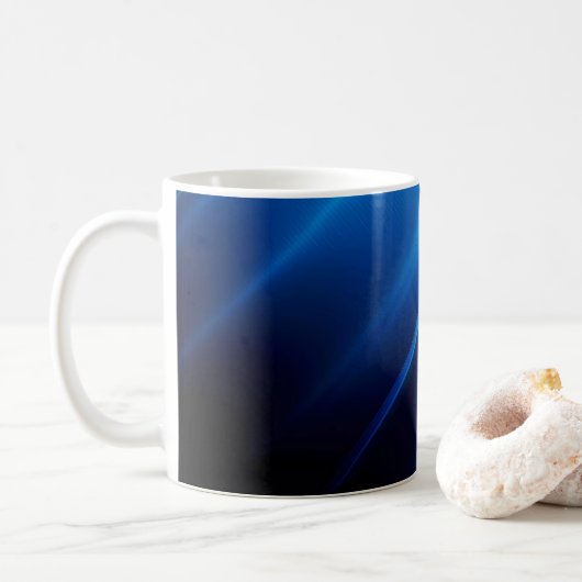 Abstrakte blaue Linien auf schwarz Kaffeetasse (Mit Donut)