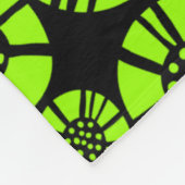 Abstrakte Blume 031023 - Chartreuse auf Black Fleecedecke (Ecke)