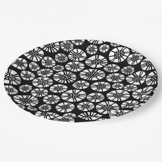 Abstrakte Blume 031023 - Schwarz-Weiß Pappteller (Schrägansicht)