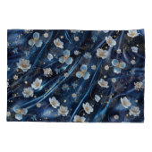 Abstrakte Blume aus Simmery Blue Silk Kissenbezug (Rückseite)