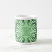 Abstrakte Blume in blassgrün Kaffeetasse (Mittel)