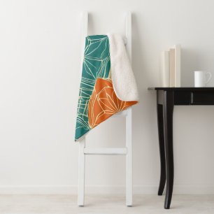 Abstrakte Blumen in Türkis, Orange und Beige Sherpadecke