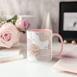 Abstrakte Blumenambitionen und Tasse