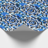 Abstrakte Blumenmode, blau, schwarz und beige Geschenkpapier (Ecke)