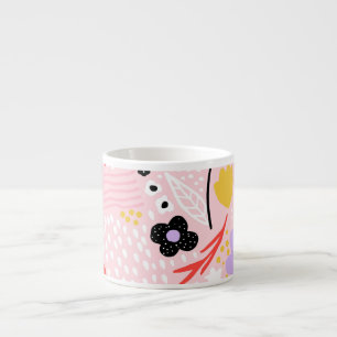 Abstrakte Blüte: Kreatives Vintages Design. Espressotasse