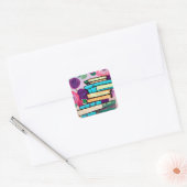 Abstrakte Bücher und Blume | Digitale Kunst Quadratischer Aufkleber (Umschlag)