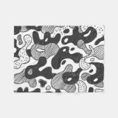 abstrakte Doodart Tarnung, schwarz Fleecedecke (Vorderseite (Horizontal))