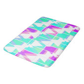 Abstrakte Dreiecke formen geometrische Druckmuster Badematte (Schrägansicht)