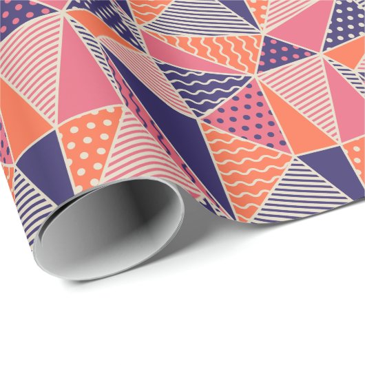Abstrakte Dreiecke: Vintager geometrischer Hinterg Geschenkpapier (Rolleneckpunkt)
