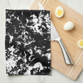 Abstrakte Eisbildung in Schwarz und Weiß Geschirrtuch (Viertel Falte)