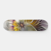 Abstrakte Fantasy-Blume Modernes Fraktal Skateboard (Horizontal)