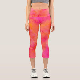 Abstrakte Farbe im Wasser Rosa Farbe Orange Capri Leggings