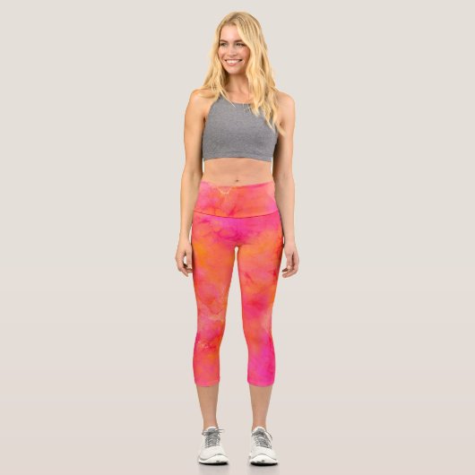 Abstrakte Farbe im Wasser Rosa Farbe Orange Capri Leggings (Vorderseite)