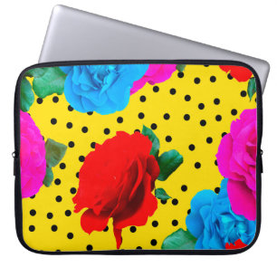 Abstrakte farbenfrohe echte Rosen und metallische Laptopschutzhülle