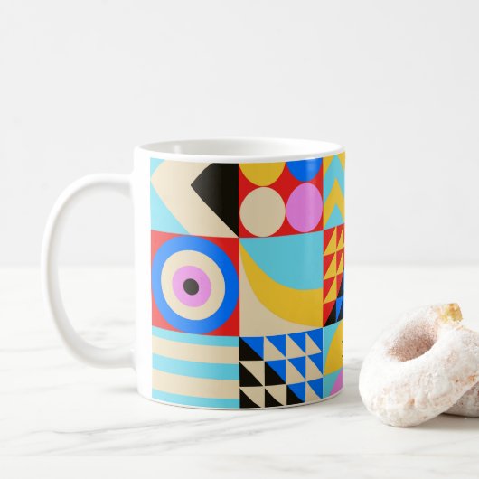 Abstrakte Farbige moderne geometrische Tasse (Mit Donut)