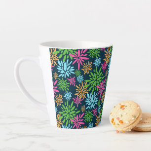 Abstrakte Feuerwerkskörper-Blume Latte Tasse