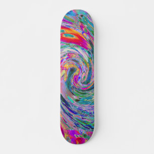 Abstrakte florale psychedelische Regenbogenwellen  Skateboard