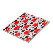 Abstrakte Formen in Rot und Schwarz Fliese (Seite)