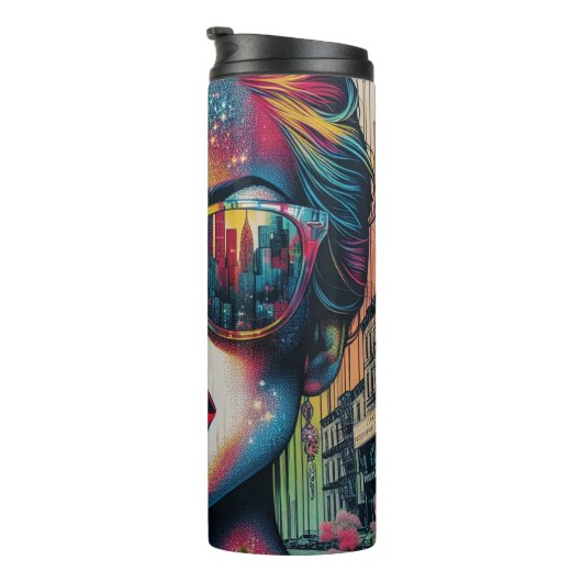 Abstrakte Frau in Sonnenbrille Kunst Thermosbecher (Nach rechts gedreht)