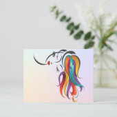 Abstrakte Frau mit farbenfroher Fliegenwelt Kunst Postkarte (Stehend Vorderseite)