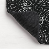 Abstrakte Frühlingsblumen in Schwarz-Weiß Mousepad (Ecke)