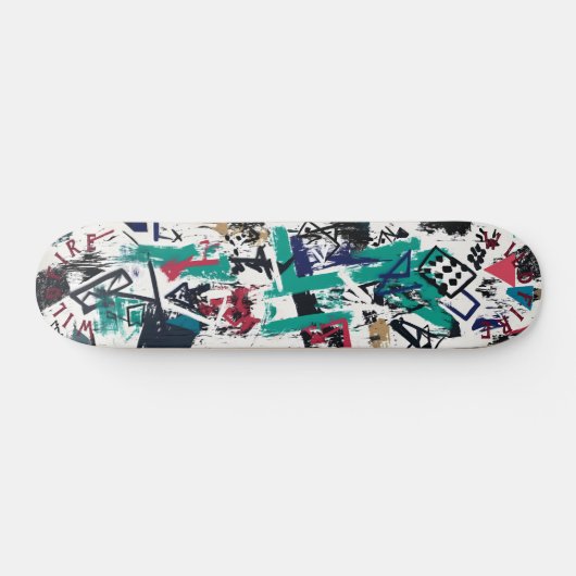 Abstrakte Geometrie mit fetten Graffiti-Elementen Skateboard (Horizontal)