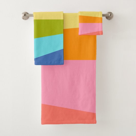 Abstrakte geometrische Formen | Regenbogen Badhandtuch Set (Insitu)