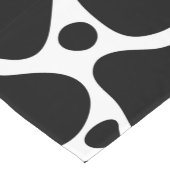 Abstrakte Giraffenmuster in Schwarzweiß Kurzer Tischläufer (Ecke)